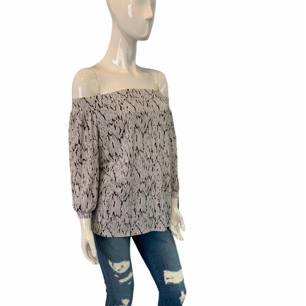 New Laundry By Shelli Segal Off the Shoulder Top M